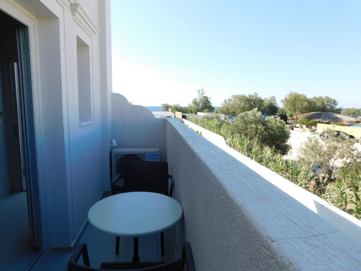 One And Only Beachfront Rooms Perísza Kültér fotó